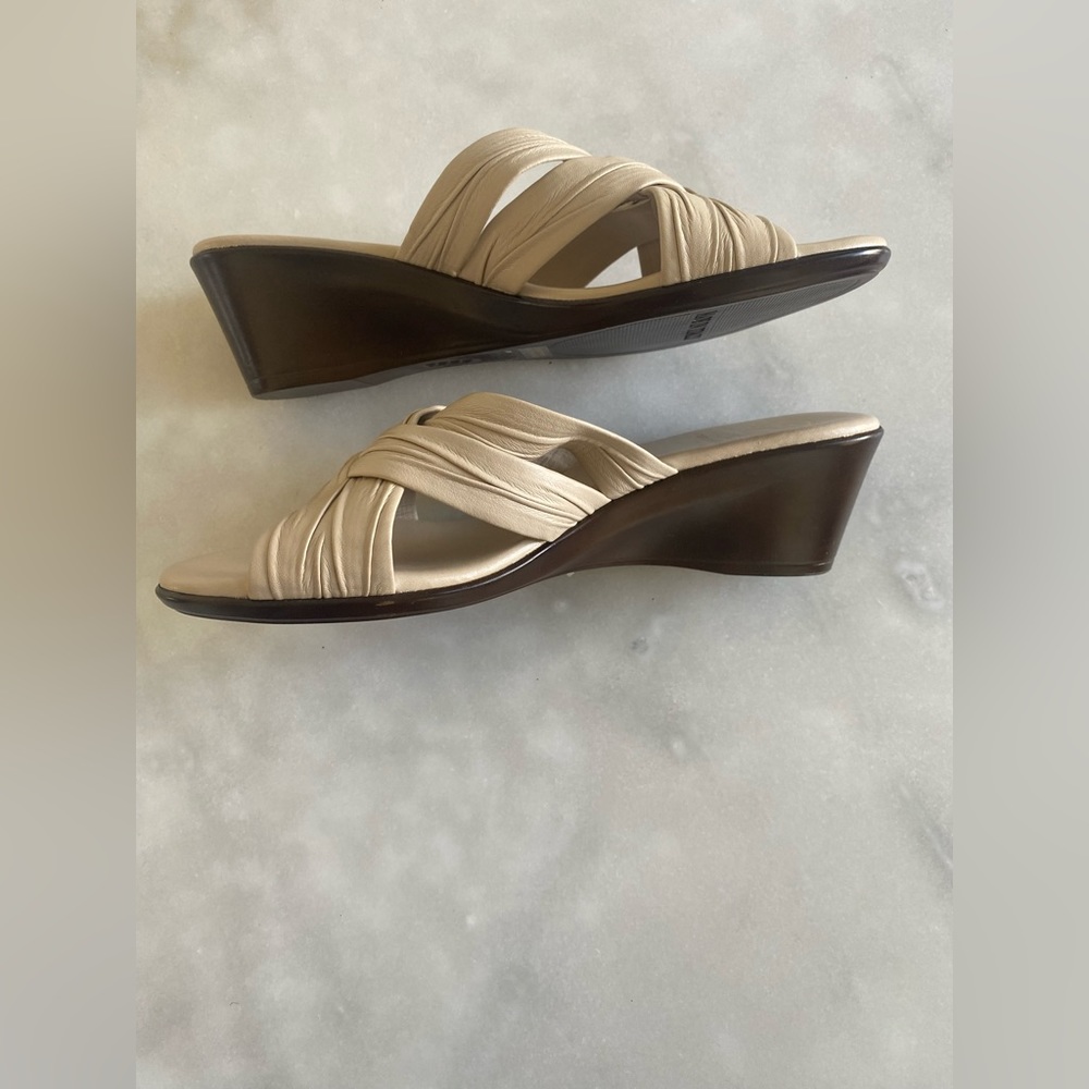 New! FIFTY TOPS Women’s Dressy Formal Wedge Sandal Peep Toe Heel 6.5 - Picture 6 of 7